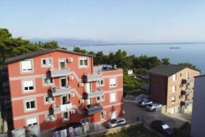 Vila Pergola (Shengjin)